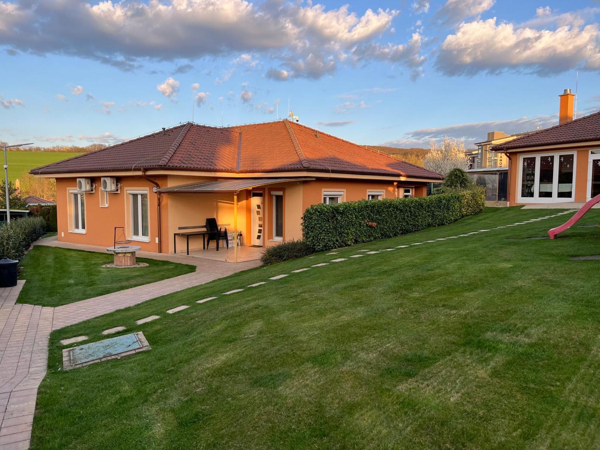 Villa Gracia Podhájska Exteriör bild
